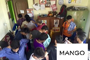 Foto MANGO donate cloths for our children 2